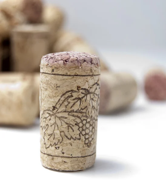 Corcho de vino con ilustración de uva — Foto de Stock