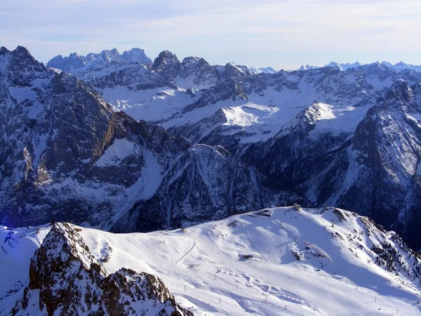 多洛米蒂山在冬季 — 图库照片