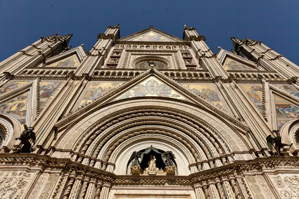 Duomo-Cattedrale di Orvieto — Stock Photo, Image