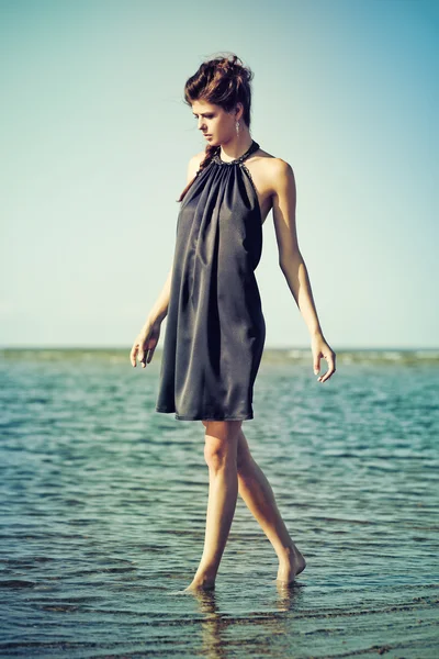 Fashion in the sea — Stock Photo, Image