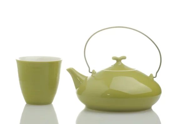 お茶、カップ、白い背景で隔離のティーポット. ストックフォト