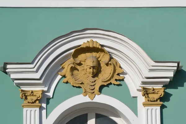 Architectural details of Winter Palace in St.Petersburg — Stock Photo, Image