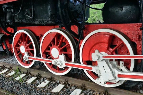 Wheels of the old steam locomotive — Stock Photo, Image