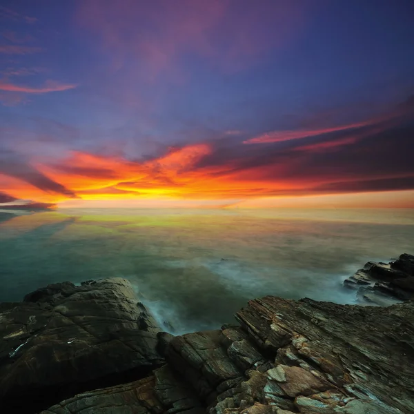 Günbatımı sahil — Stok fotoğraf
