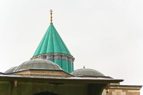 Вид на священный суфийский центр в Конье — стоковое фото