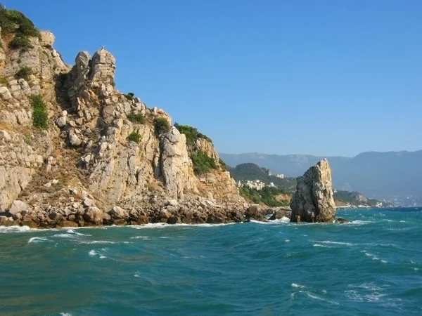 Rock "Sail", Crimea, Black sea, Ukraine. — Stock Photo, Image