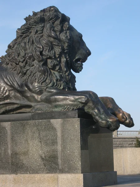 Statue of lion, Moscow — Stock Photo, Image