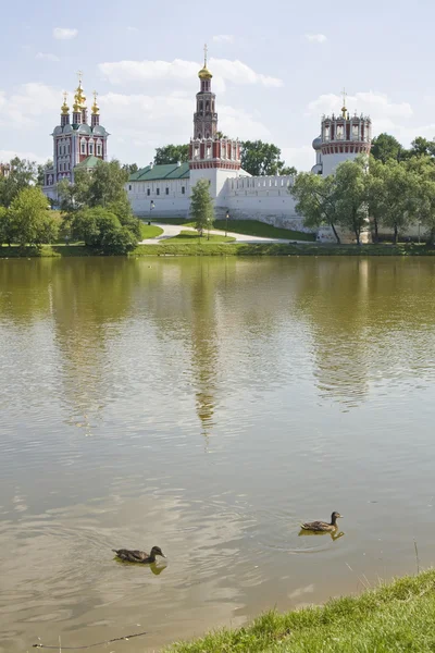 Moscovo, mosteiro de Novodevichiy — Fotografia de Stock