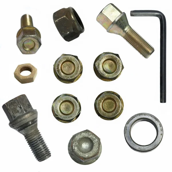 Cabezas de tornillo, tornillos, tornillos de ruedas, herramientas aisladas sobre fondo blanco — Foto de Stock