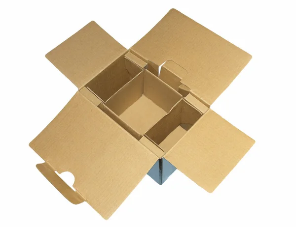 Caja de cartón vacía aislada sobre fondo blanco —  Fotos de Stock