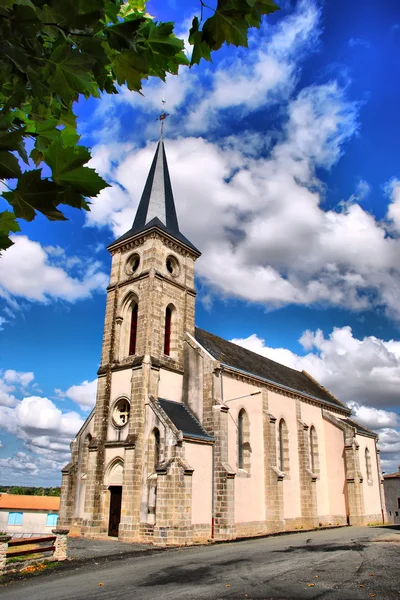 Типичная церковь — стоковое фото