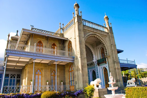 Stock image old russian manor on a sunny day