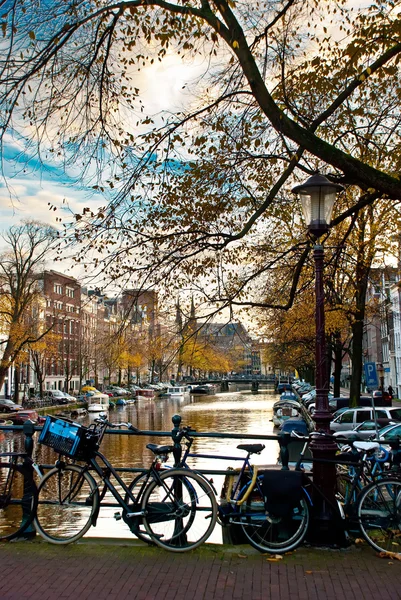 Велосипед в Амстердамі — стокове фото