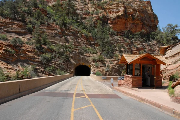 Zion National Park Tunnel — Stock Photo, Image