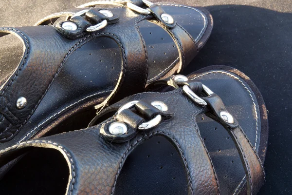 Женские сандалии — стоковое фото