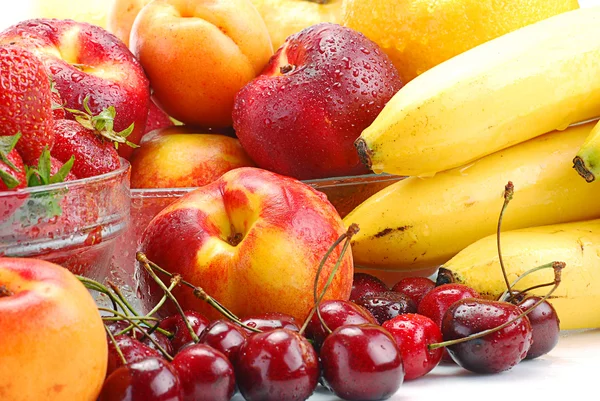 Sammansättning med olika frukter — Stockfoto