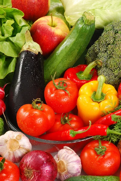 Zusammensetzung mit rohem Gemüse — Stockfoto