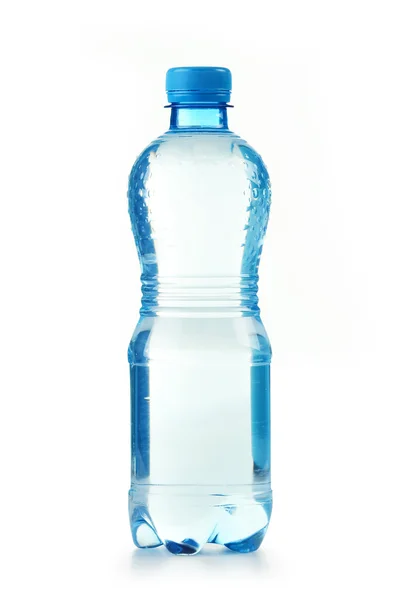 Frasco plástico de policarbonato de água mineral isolado em branco — Fotografia de Stock