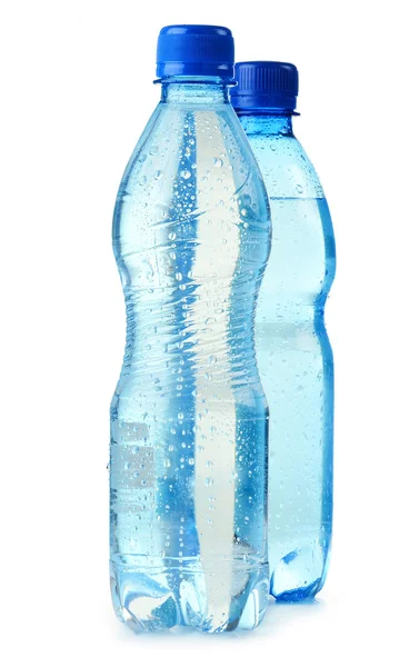 Frasco plástico de policarbonato de água mineral isolado em branco — Fotografia de Stock