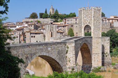 Besalu Puente