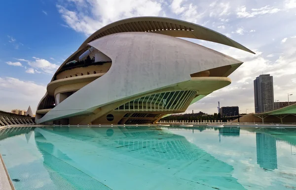 Hemisferic in de stad van kunst en Wetenschappen valencia, Spanje — Stockfoto