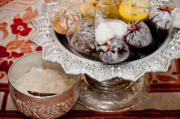 Thaise cultuur bruiloft voeders — Stockfoto