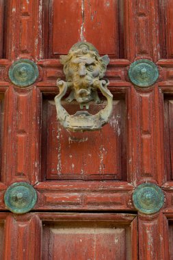 Doorknocker