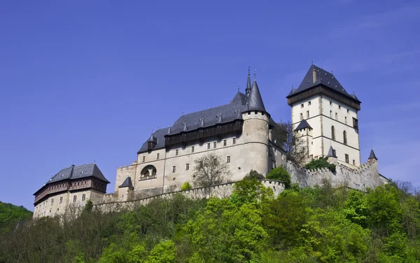 Замок Карлштейн в Чехии — стоковое фото