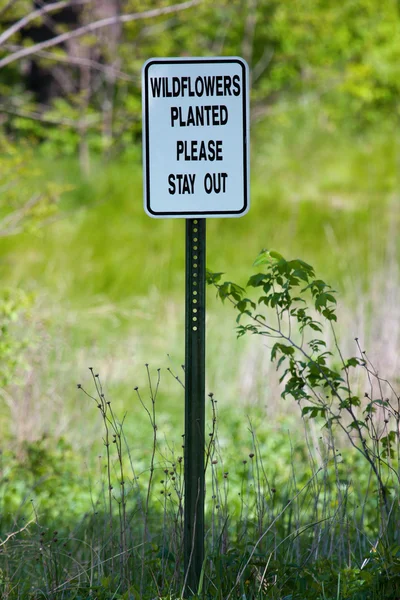 Wildflowers warning — Stock Photo, Image