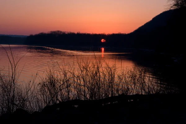 Sunrise on the River — Stock Photo, Image