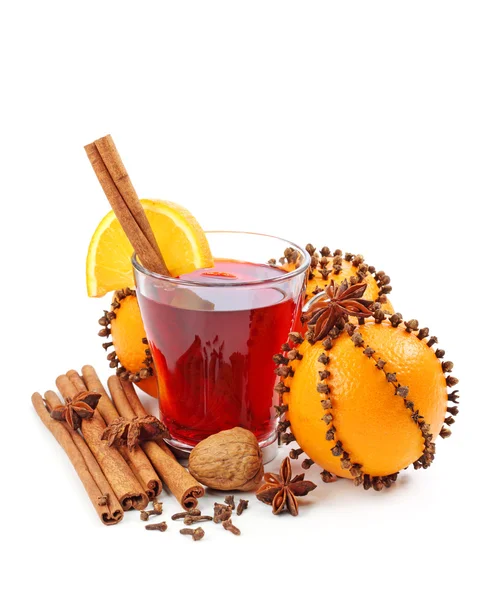 Winter drink with oranges and cloves — Stock Photo, Image