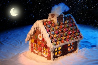 Homemade gingerbread house clipart