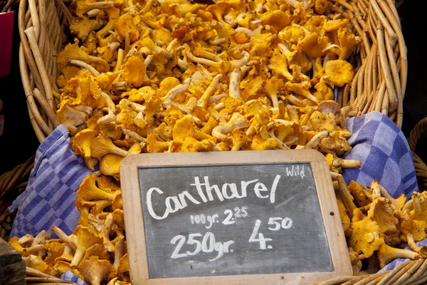 Mercado de cogumelos — Fotografia de Stock
