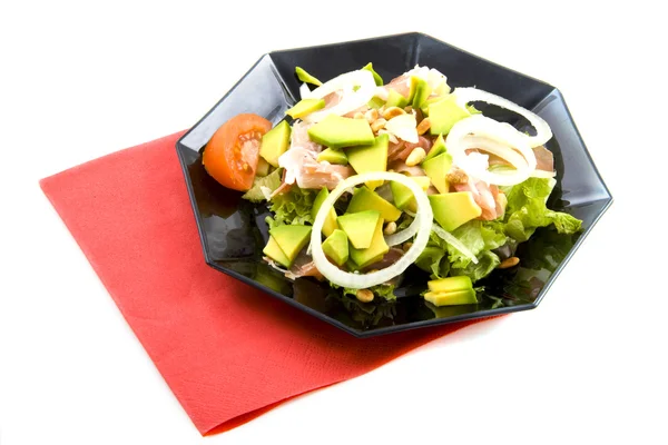 Вкусный салат из авокадо — стоковое фото