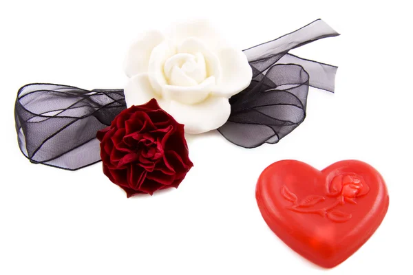 Hjärtan och rosor — Stockfoto