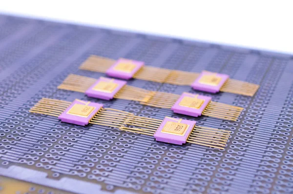 Electronic integrated circuits and printed circuit board — Stock Photo, Image