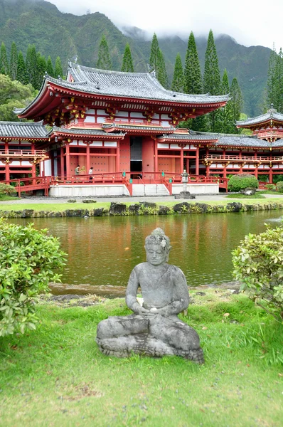 Буддийский храм Бёдо-Ин — стоковое фото