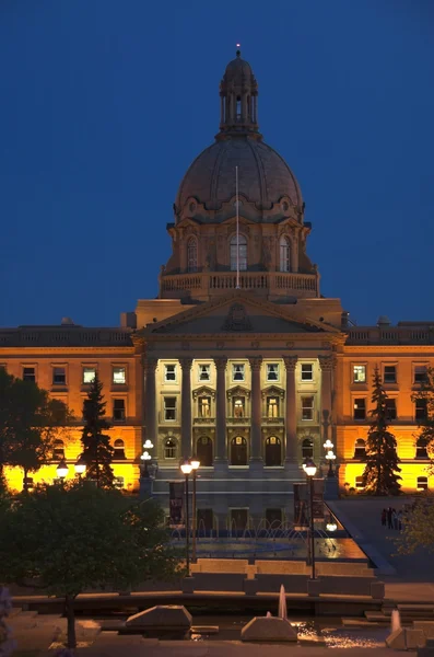 Здание Законодательного собрания Альберты . — стоковое фото