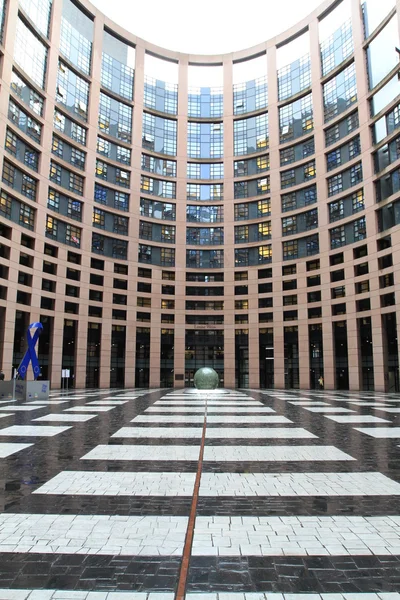 Το Ευρωπαϊκό Κοινοβούλιο, κτίριο, στο Στρασβούργο, Γαλλία — Φωτογραφία Αρχείου