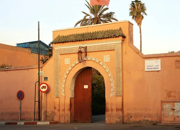 Entrada no Palácio da Bahia em Marrakech, Marrocos — Fotografia de Stock
