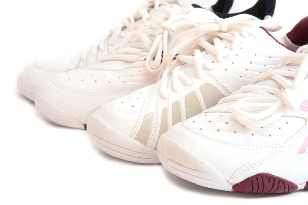 Sapatos esportivos brancos — Fotografia de Stock