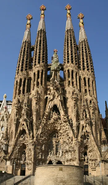 Gedetailleerde weergave van Sagrada Familia; grote werk van Antonio Gaudi Rechtenvrije Stockfoto's
