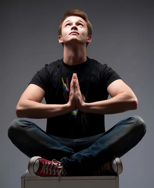 Yoga pose — Stockfoto