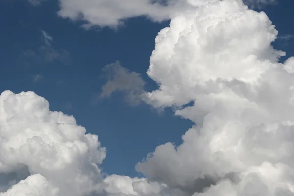 Bulutlar — Stok fotoğraf