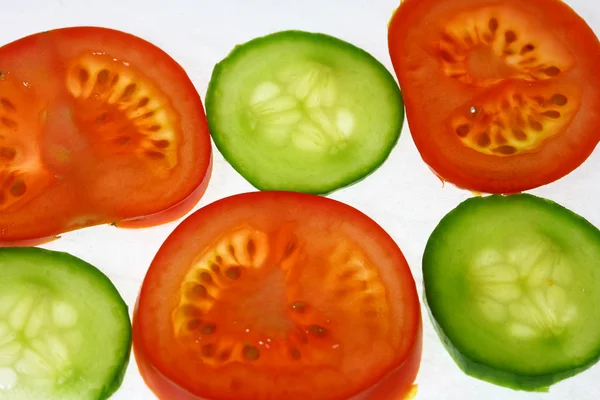 Tomates e pepino — Fotografia de Stock