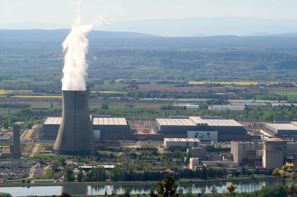 โรงไฟฟ้านิวเคลียร์ — ภาพถ่ายสต็อก