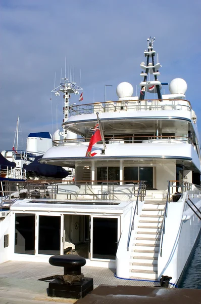 Yachter i Monacos hamn — Stockfoto