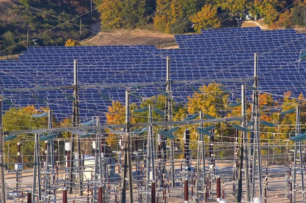 Fotovoltaïsche elektriciteitscentrale — Stockfoto
