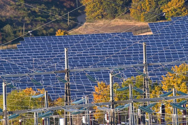 Central fotovoltaica — Fotografia de Stock
