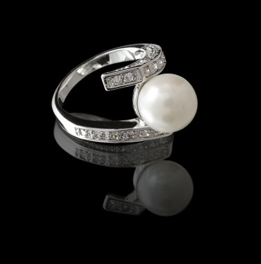 Ring with pearl clipart